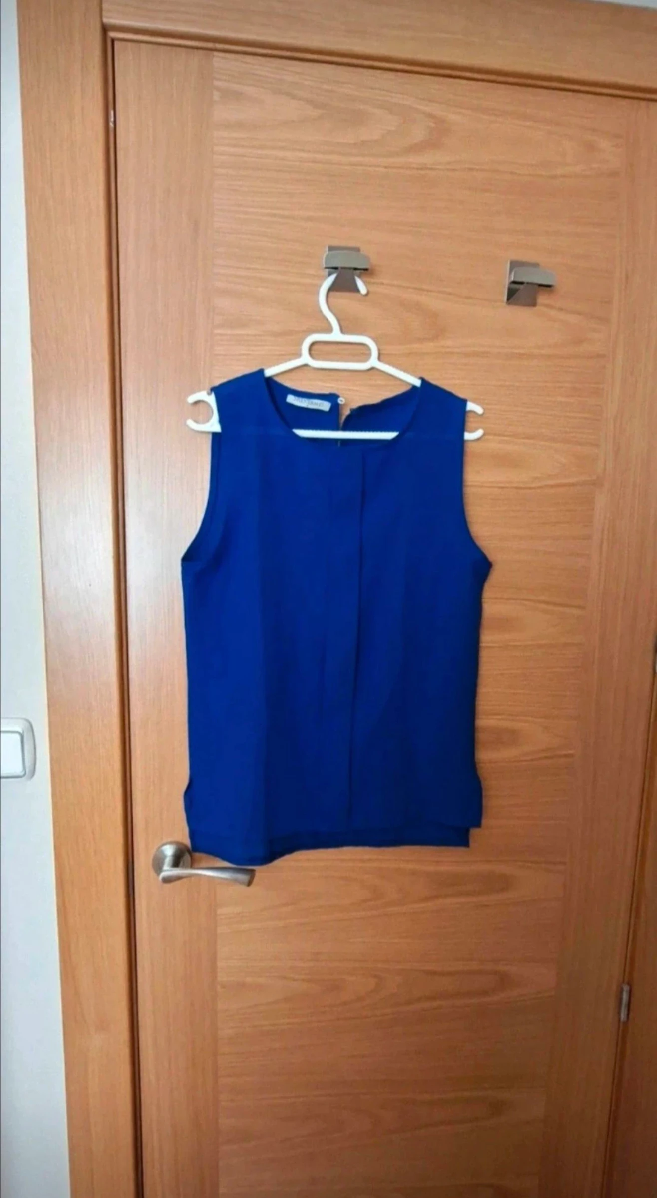 Blusa de mujer , sin mangas. Talla S
